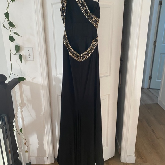 LAURA Petite Formal Dress - Picture 2 of 4